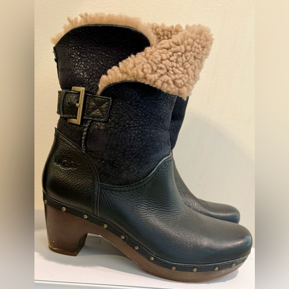 UGG Shoes - UGG Black and Tan Ankle Boots